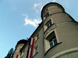 2009-05-05 15:17:56